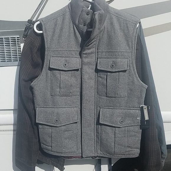 Wool Vest - Picture 1 of 8